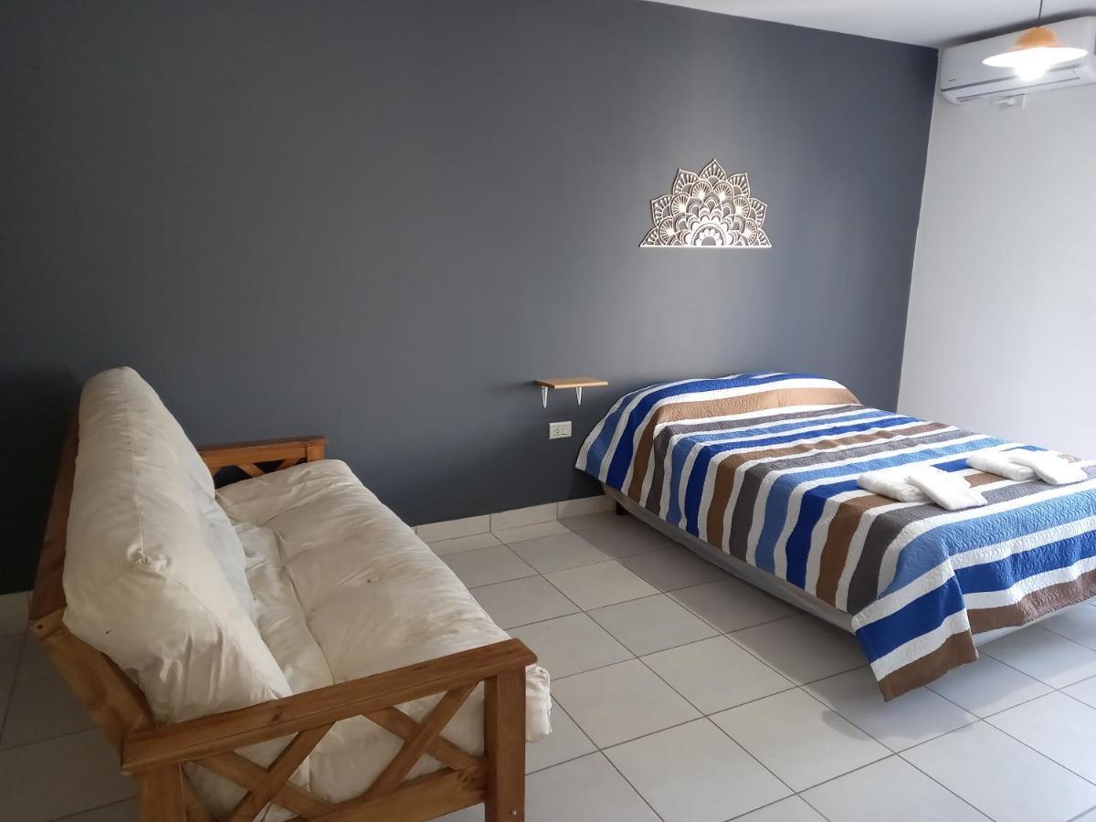Departamentos Temporarios Raul B. Diaz Apartment ซานตาโรซา ภายนอก รูปภาพ